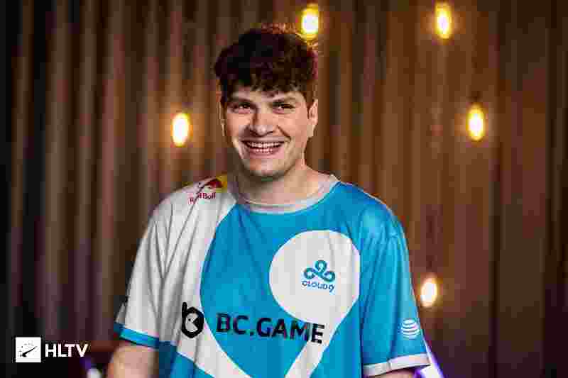 前场核心以 前场核心以